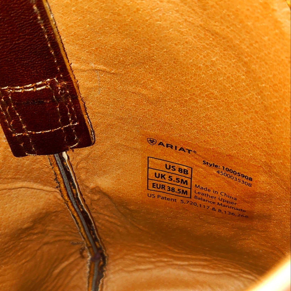Ariat 8B boots work 2 hours